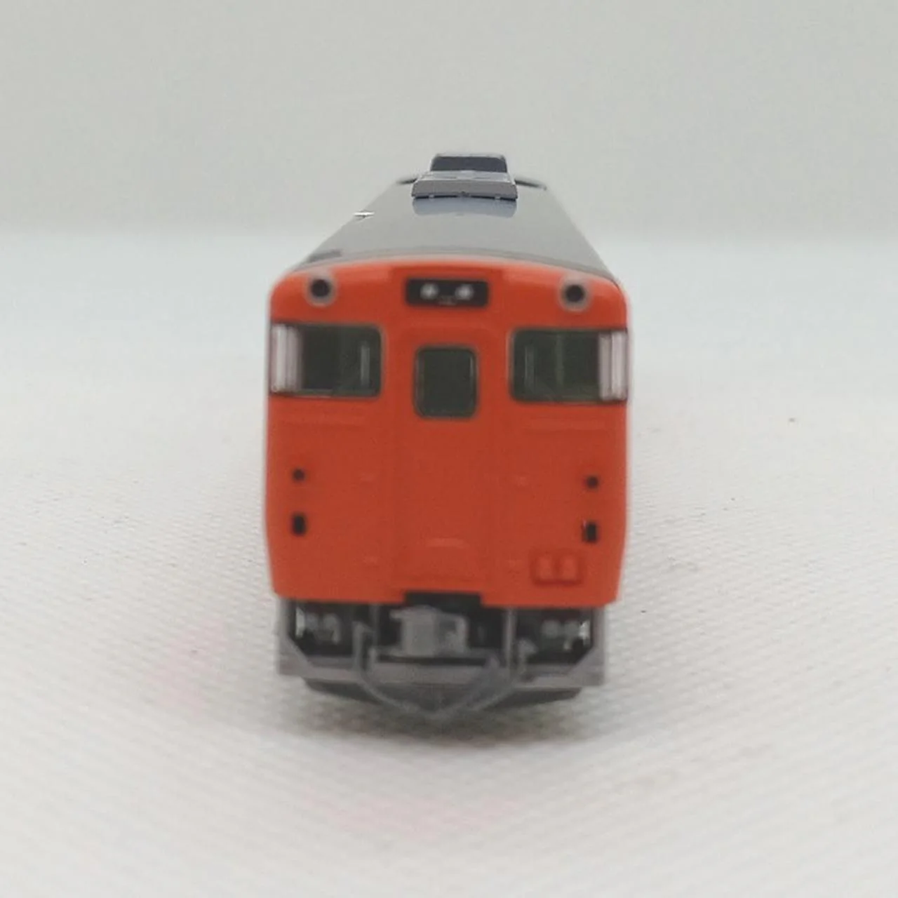 TOMIX JR Diesel Khaki KiHa 40 2000 Series 8454 (JR West Refurbished Vehicle, Metropolitan Area Colors) - Image 7