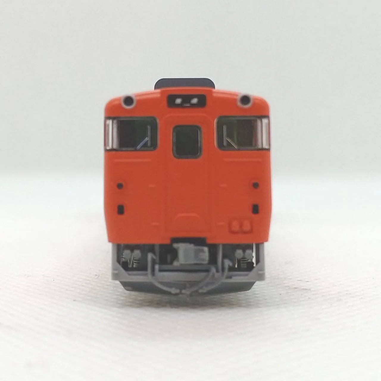 TOMIX JR Diesel Khaki KiHa 40 2000 Series 8454 (JR West Refurbished Vehicle, Metropolitan Area Colors) - Image 9