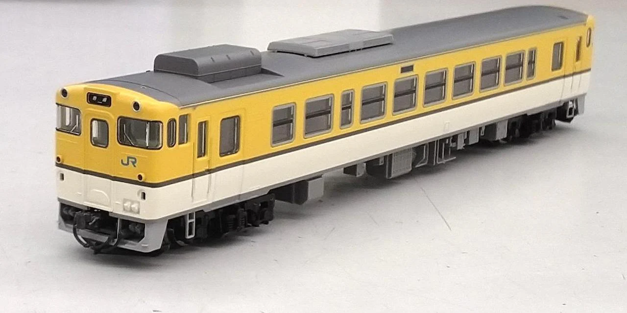 TOMIX JR Diesel KhaKiHa 40 2000 Series JR West Refurbished Train Hiroshima Color T - Image 6
