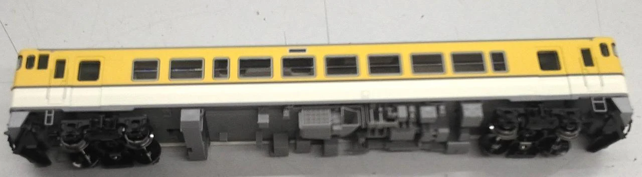 TOMIX JR Diesel KhaKiHa 40 2000 Series JR West Refurbished Train Hiroshima Color T - Image 7