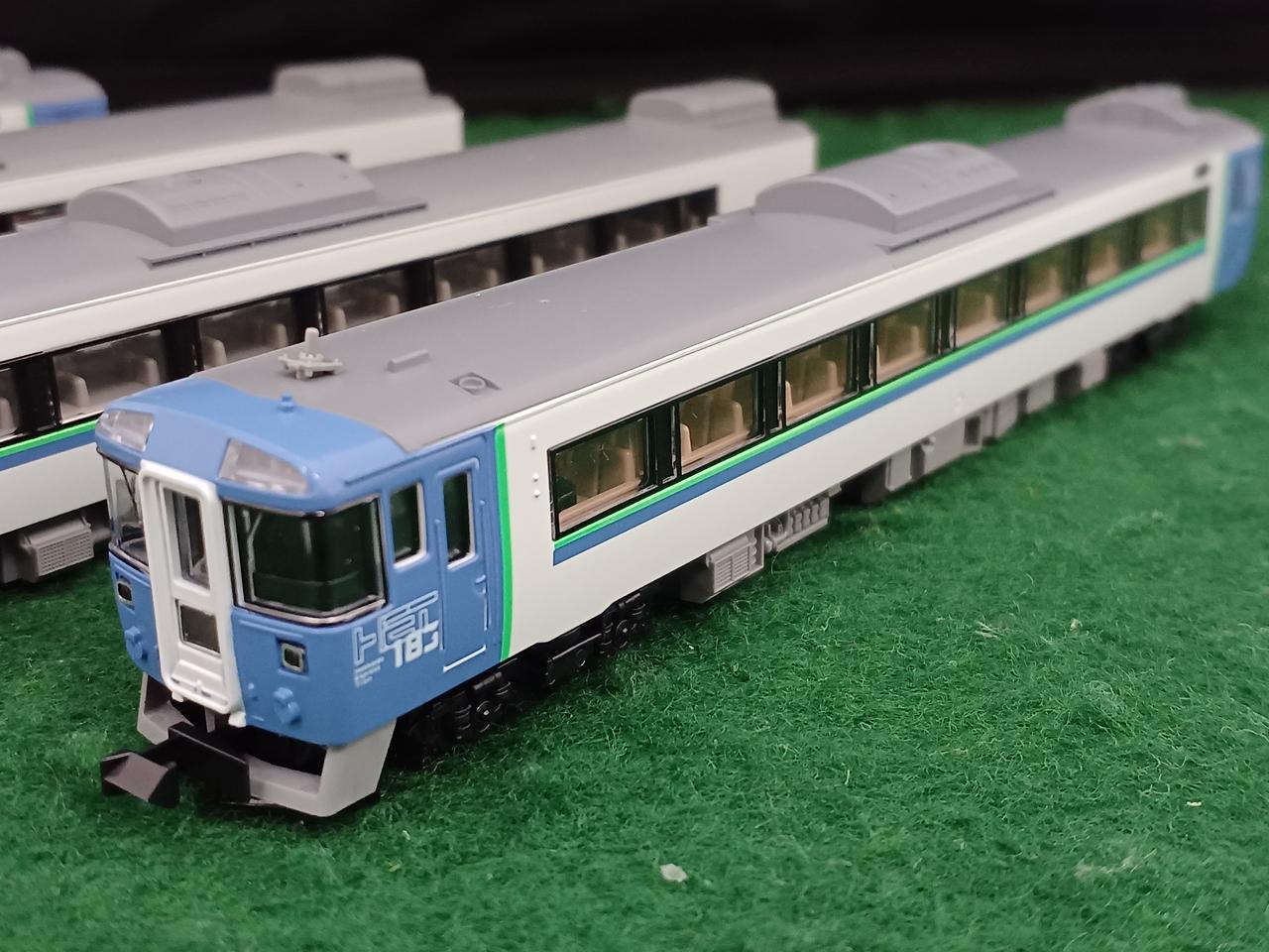 TOMIX JR KiHa 183 Diesel Car (HET) 4-Car Set 92782 - Image 10