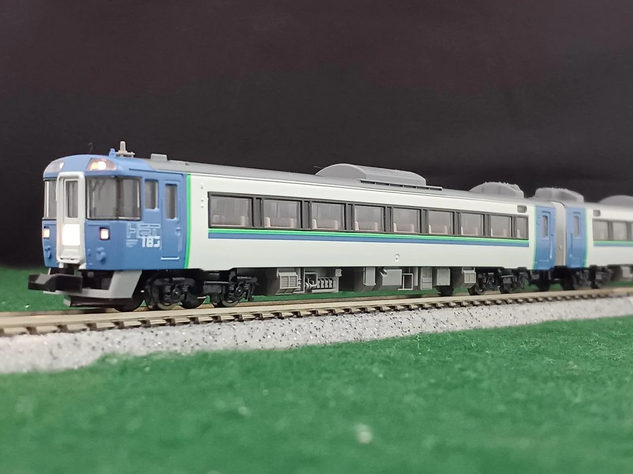 TOMIX JR KiHa 183 Diesel Car (HET) 4-Car Set 92782 - Image 14