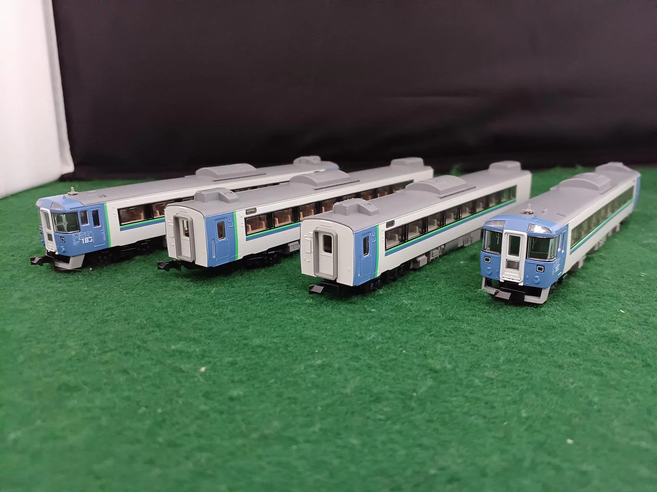 TOMIX JR KiHa 183 Diesel Car (HET) 4-Car Set 92782 - Image 8