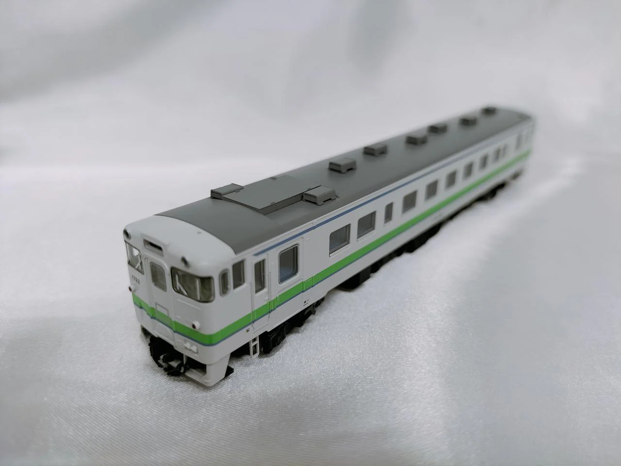 TOMIX JR KiHa 40 1700 Series Diesel Car (Nemuro Line) 97971 Nemuro Line - Image 5