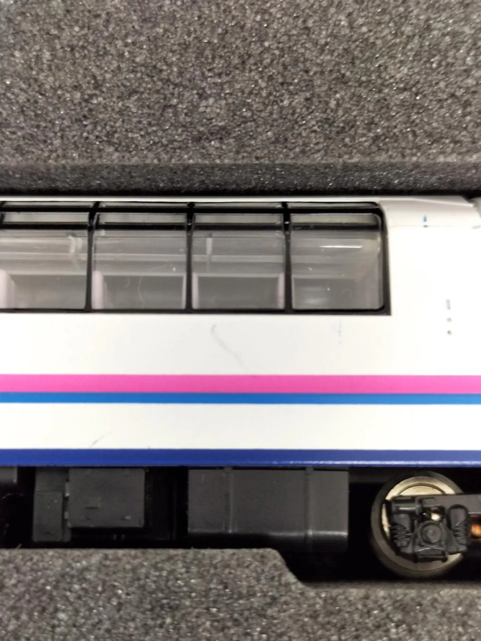 TOMIX JR KiHa 84, 83 Series Furano Express 92042 - Image 8