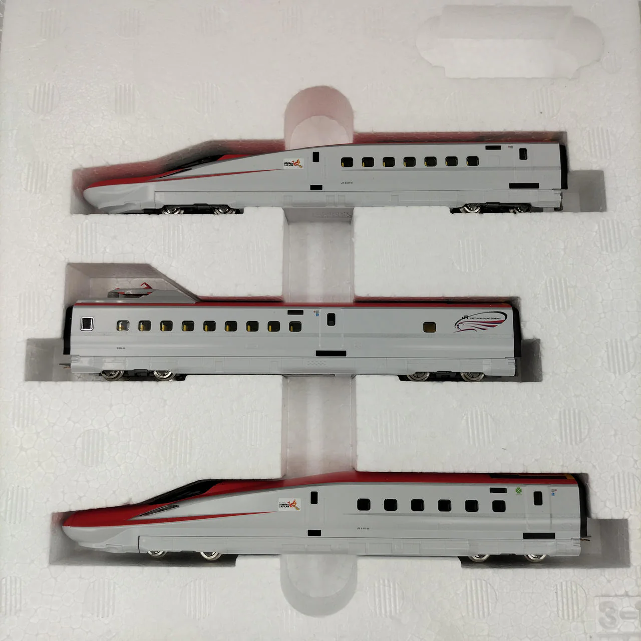 TOMIX JRE 6 Series Akita Shinkansen (Komachi) Basic Set 98500 - Image 4
