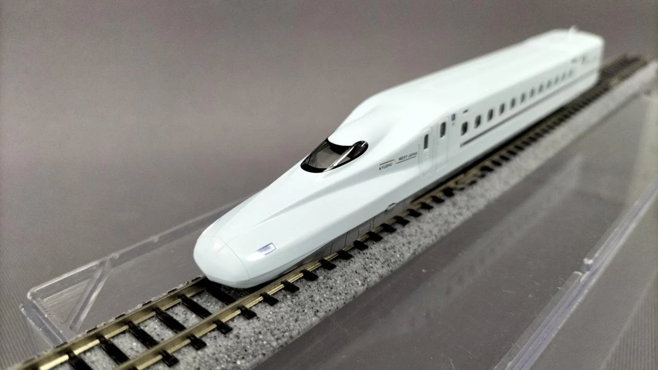 TOMIX JRN7007000 Series Sanyo & Kyushu Shinkansen Set - Image 10