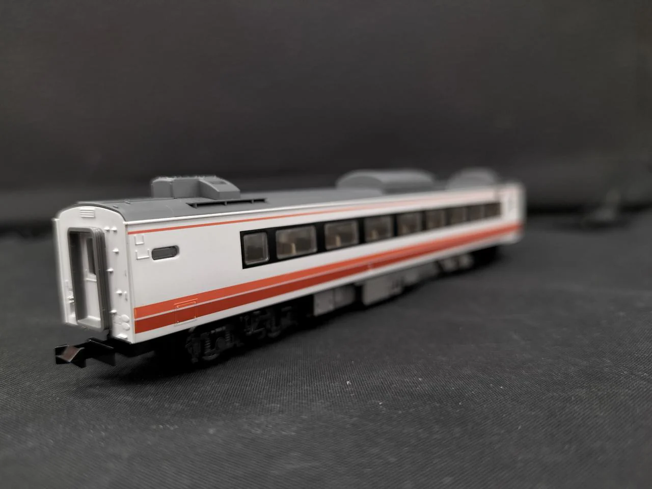 TOMIX KiHa 183 Series KiHa 182 New Paint M 8428 - Image 2