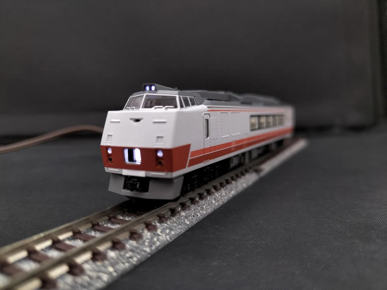 TOMIX KiHa 183 Series Tokachi New Paint 92973 - Image 3