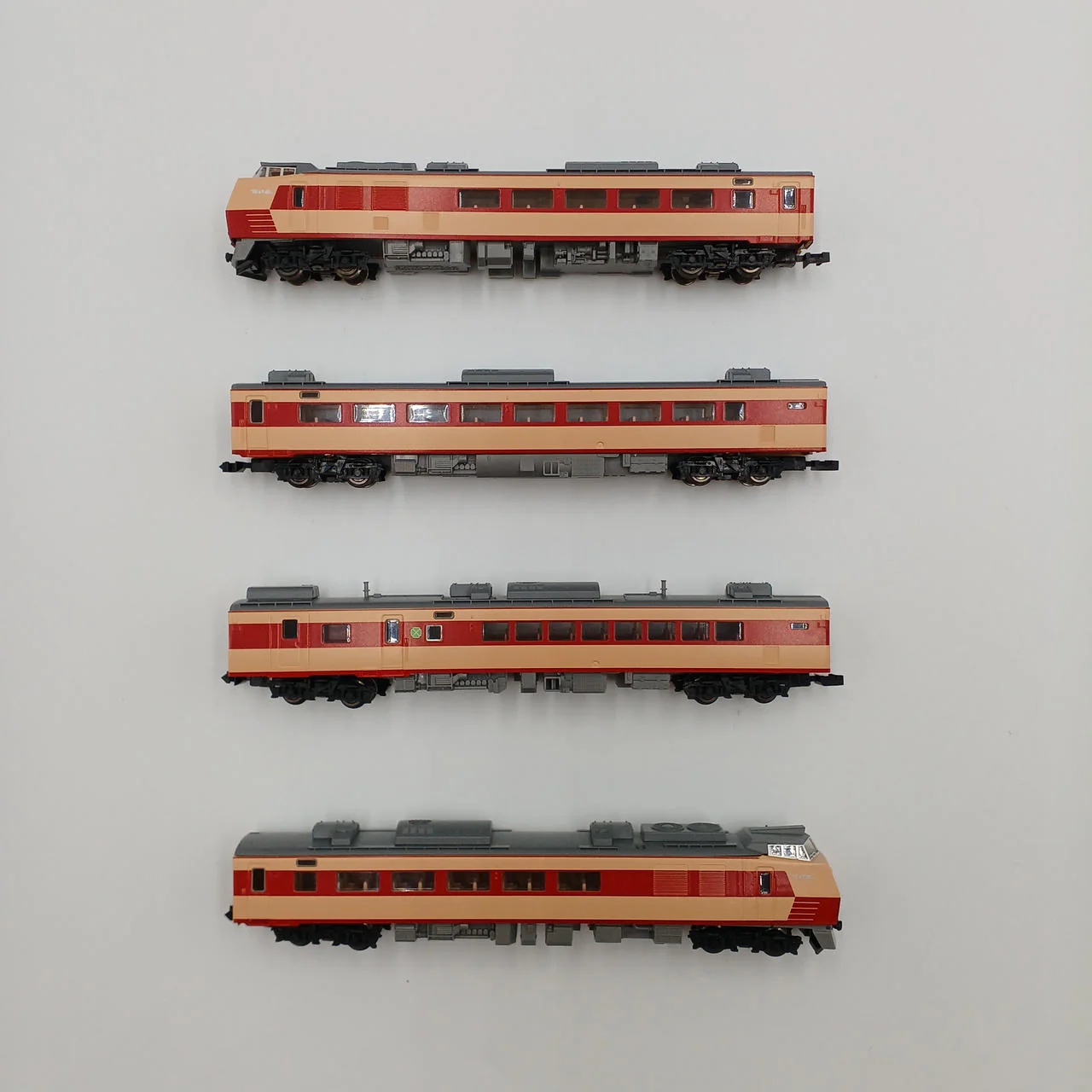 TOMIX KiHa 1830 Series Limited Express Diesel Car 92345 - Image 4