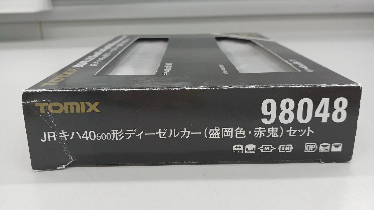 TOMIX KiHa 40 500 Series Diesel Car Morioka Color & Red Oni 2-Car Set [98048] - Image 4