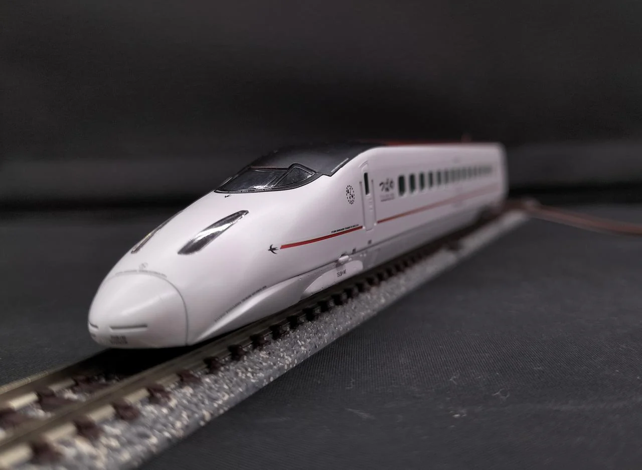 TOMIX Kyushu Shinkansen 800 Series Tsubame U005 Set 92935 - Image 4
