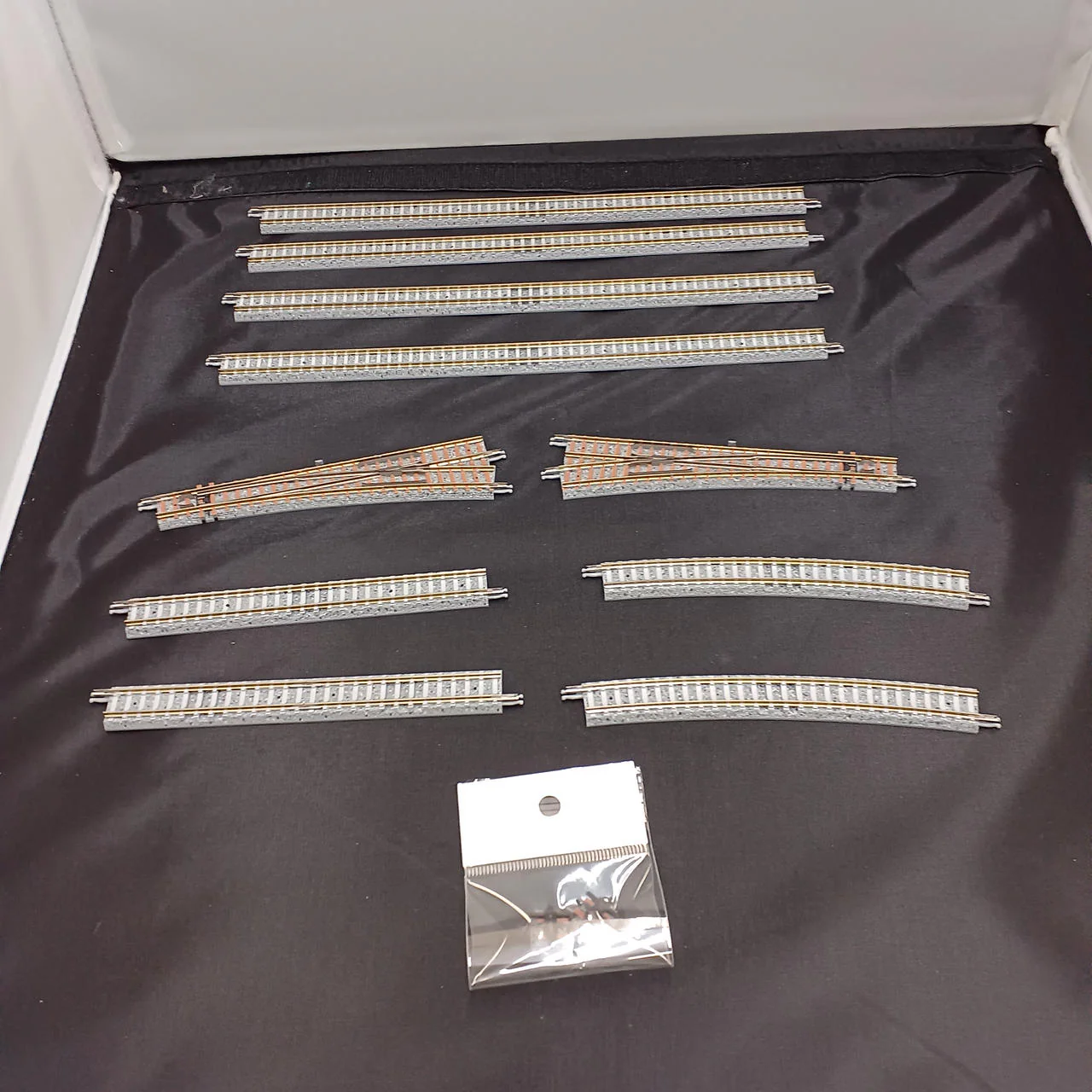 TOMIX Model Railway Rail Set Siding Set (Rail Pattern B) - Image 8