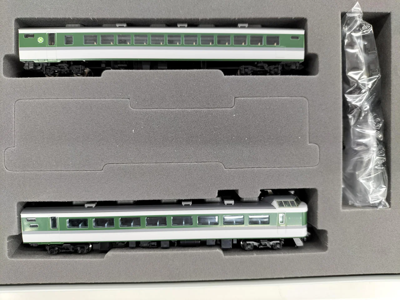 Tomix Model Train JR 489 Series Limited Express Train Asama Basic 5-Car Set - Image 6