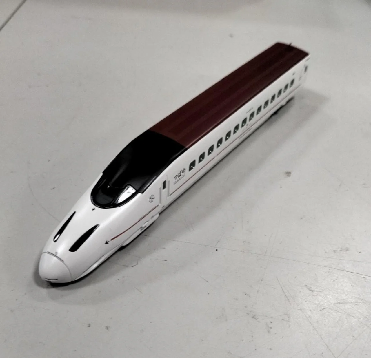 TOMIX Model Train Kyushu Shinkansen 800 Series Tsubame - Image 13