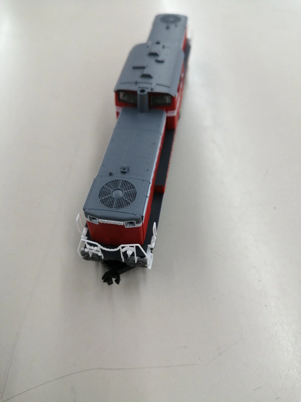TOMIX N Gauge 2219 DD51 Class 1000 Diesel Locomotive (Warm Climate Type) - Image 5