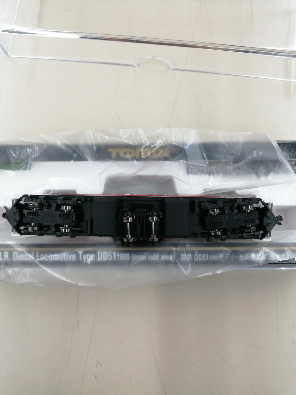 TOMIX N Gauge 2219 DD51 Class 1000 Diesel Locomotive (Warm Climate Type) - Image 6