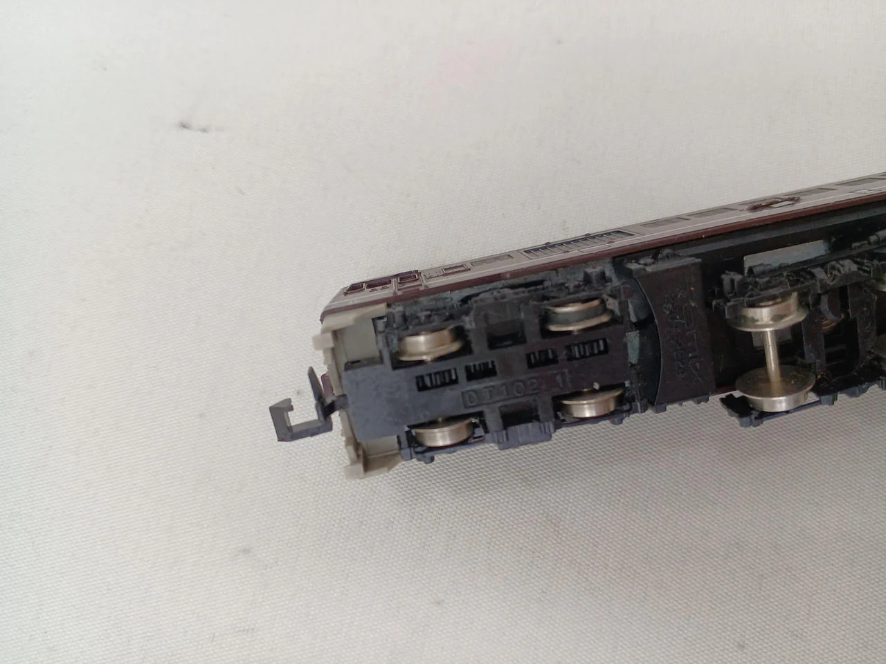 TOMIX N Gauge 2224J. N.R DIESEL LOCOMOTIVE DF - Image 9