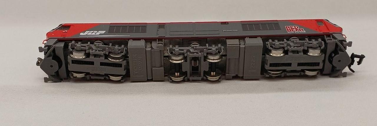 TOMIX N Gauge 2226 JR DF 200 100 Series Diesel Locomotive - Image 6