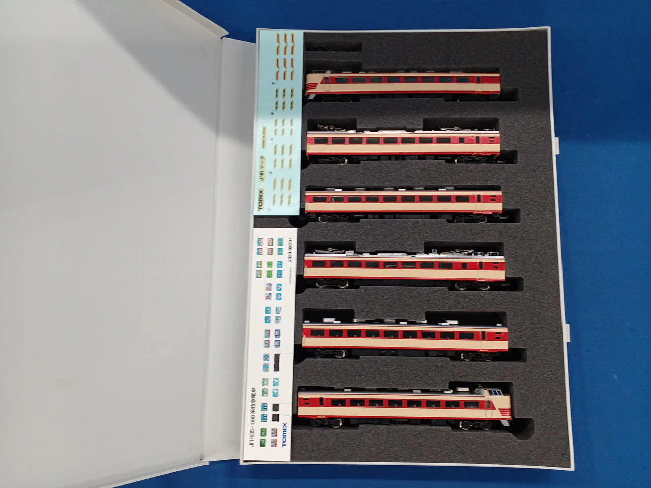TOMIX N Gauge 485-1000 Series Limited Express Train 92601 - Image 2