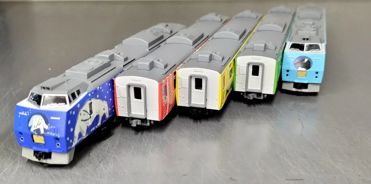 TOMIX N gauge 92988 JR KiHa 183 Series Limited Express Diesel Car (Asahiyama Zoo Line) - Image 4