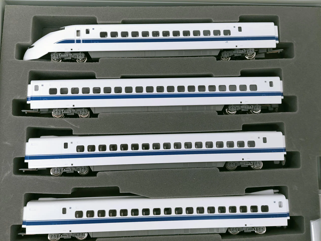 TOMIX N Gauge 92991 Tokaido & Sanyo Shinkansen Set - Image 7