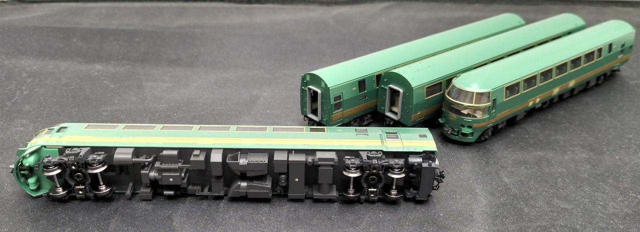 TOMIX N Gauge 98512 JR KiHa 70/71 Series Diesel Car Yufuin no Mori - Image 5