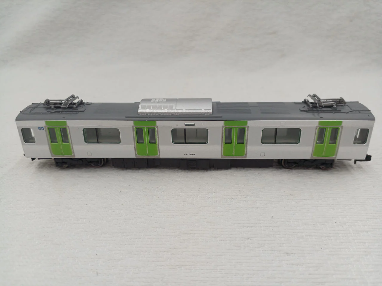 TOMIX N Gauge Basic Set + 5 Additional Cars 90175+92590 - Image 11