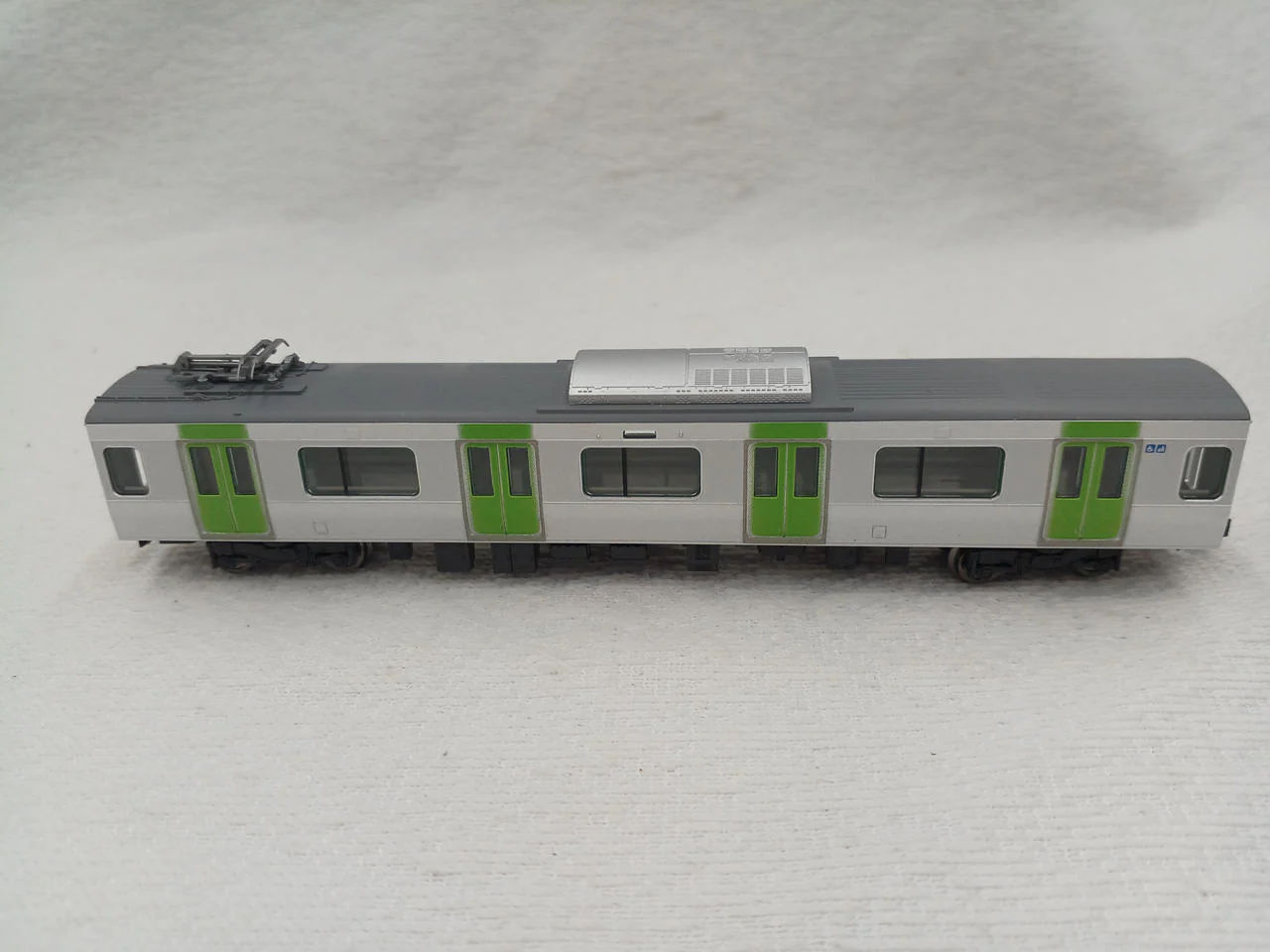 TOMIX N Gauge Basic Set + 5 Additional Cars 90175+92590 - Image 13