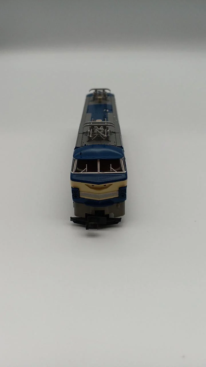 TOMIX N Gauge EF66 5-Car Set - Image 4