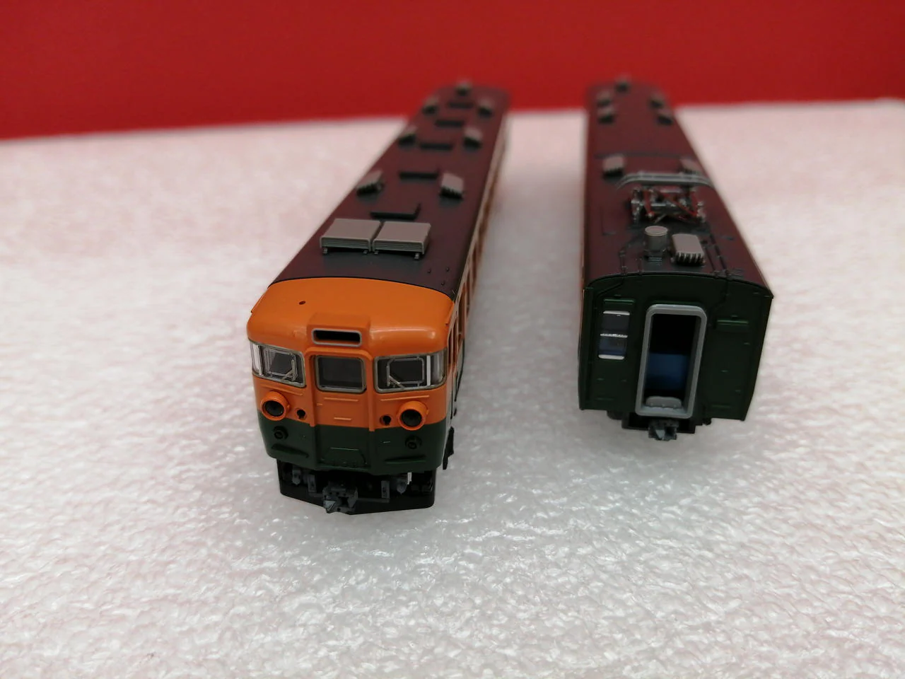 TOMIX N Gauge JNR 169 Series Express Train (Myoko, Air-Conditioning Preparation Cars) Set - Image 8