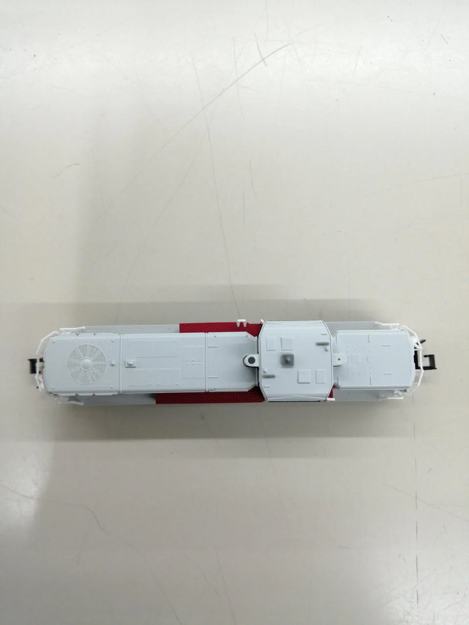 TOMIX N Gauge JR DE10 Class 1000 Diesel Locomotive (No. 1756 High) - Image 3