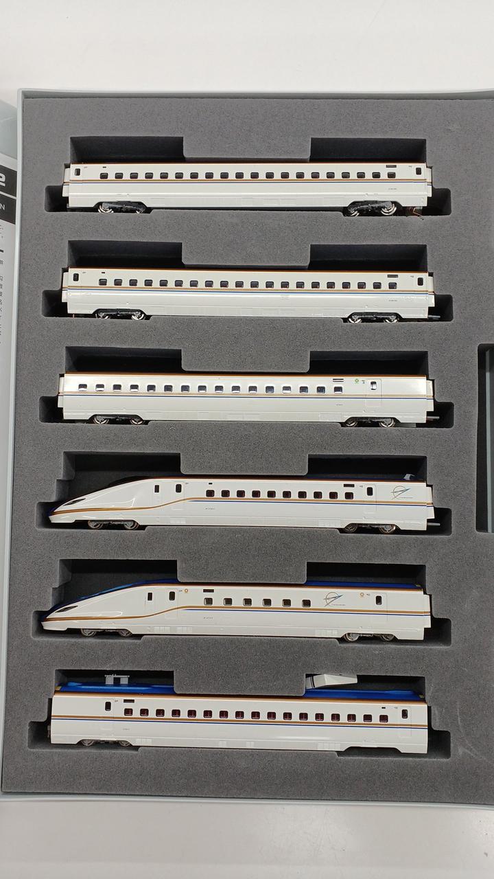 TOMIX N Gauge JR E7 Series Hokuriku Shinkansen 92530/92531 Basic + Add-on Set A 6-Car Set - Image 5