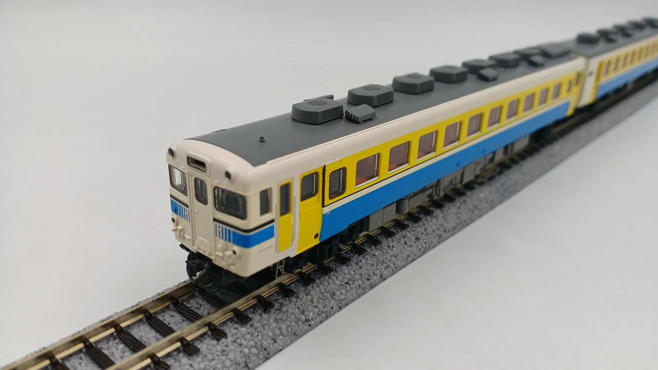 TOMIX N Gauge JR KiHa 58 Series Diesel Car (Himi Line / Kisaha 34) Set - Image 2