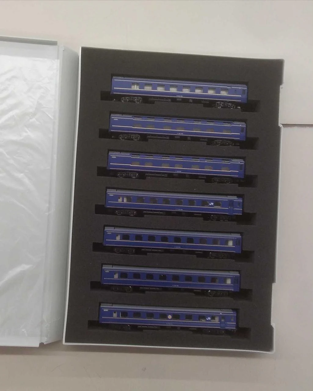 TOMIX N Gauge JR24 Series Farewell Akebono Set - Image 5