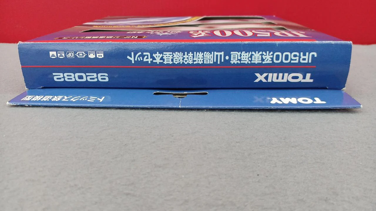 TOMIX N Gauge JR500 Series Shinkansen - Image 6