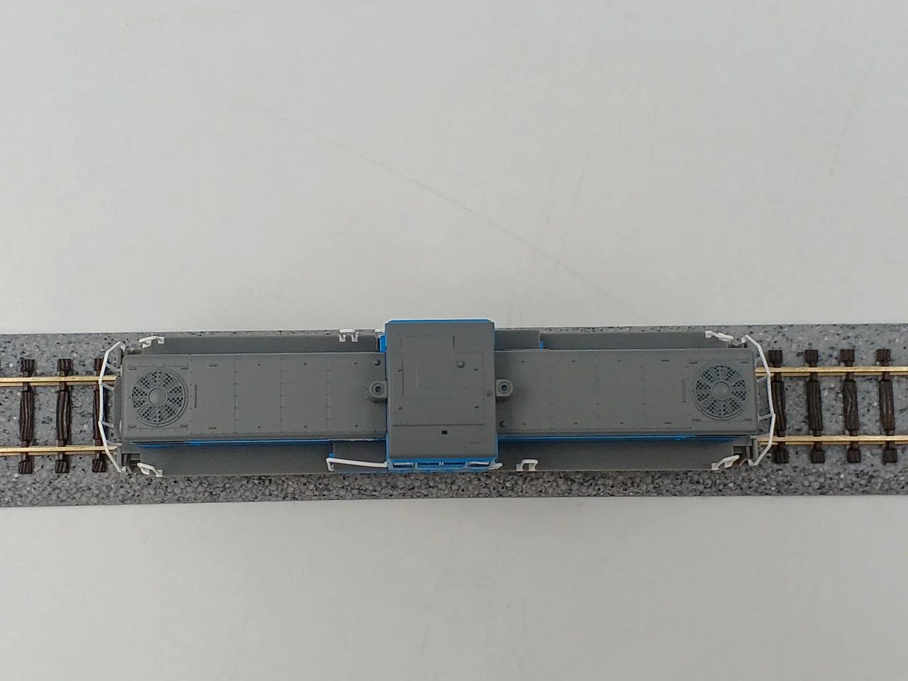 TOMIX N Gauge Keiyo Rinkai Railway KD55 Class Diesel Locomotive - Image 2