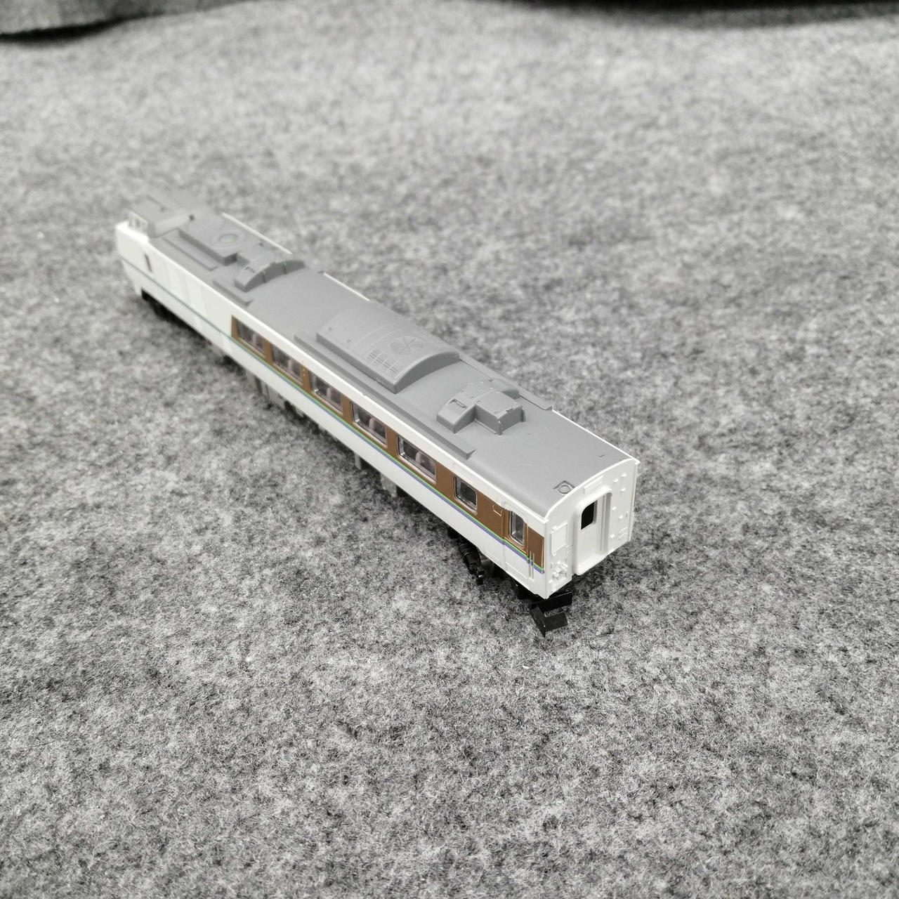 TOMIX N Gauge KiHa 183 Series Limited Express Diesel Car - Image 18