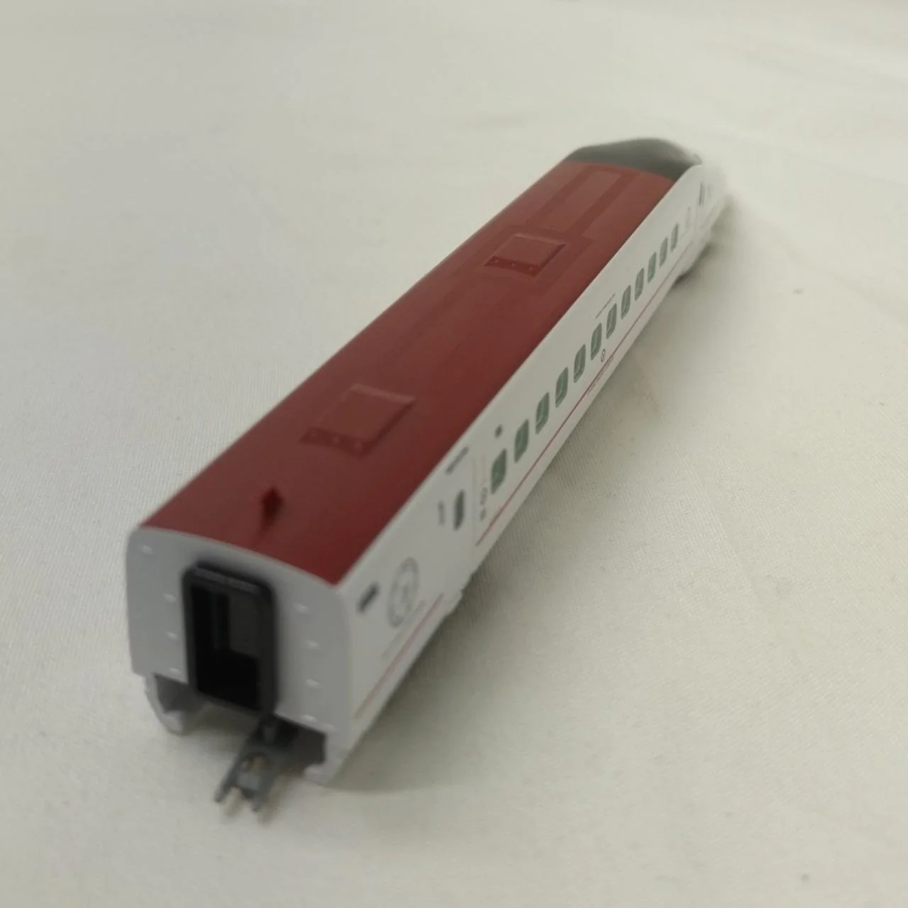 TOMIX N Gauge Kyushu Shinkansen 800 Series 0 Set - Image 10