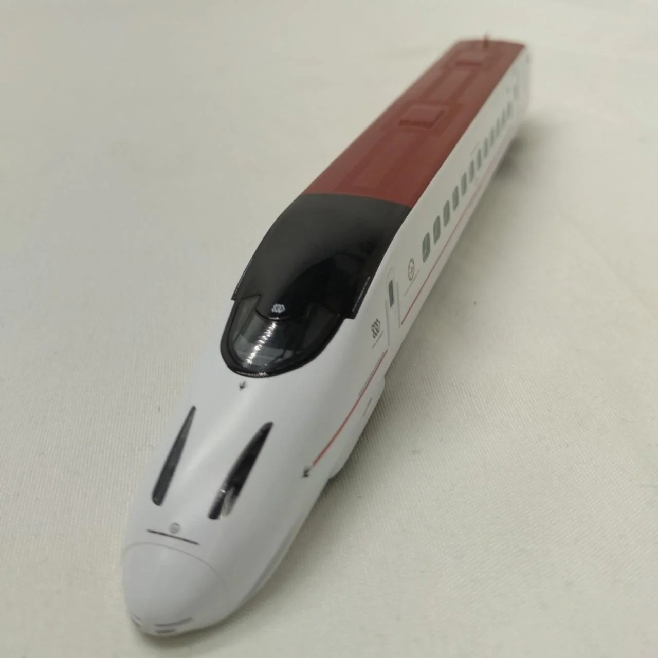 TOMIX N Gauge Kyushu Shinkansen 800 Series 0 Set - Image 9