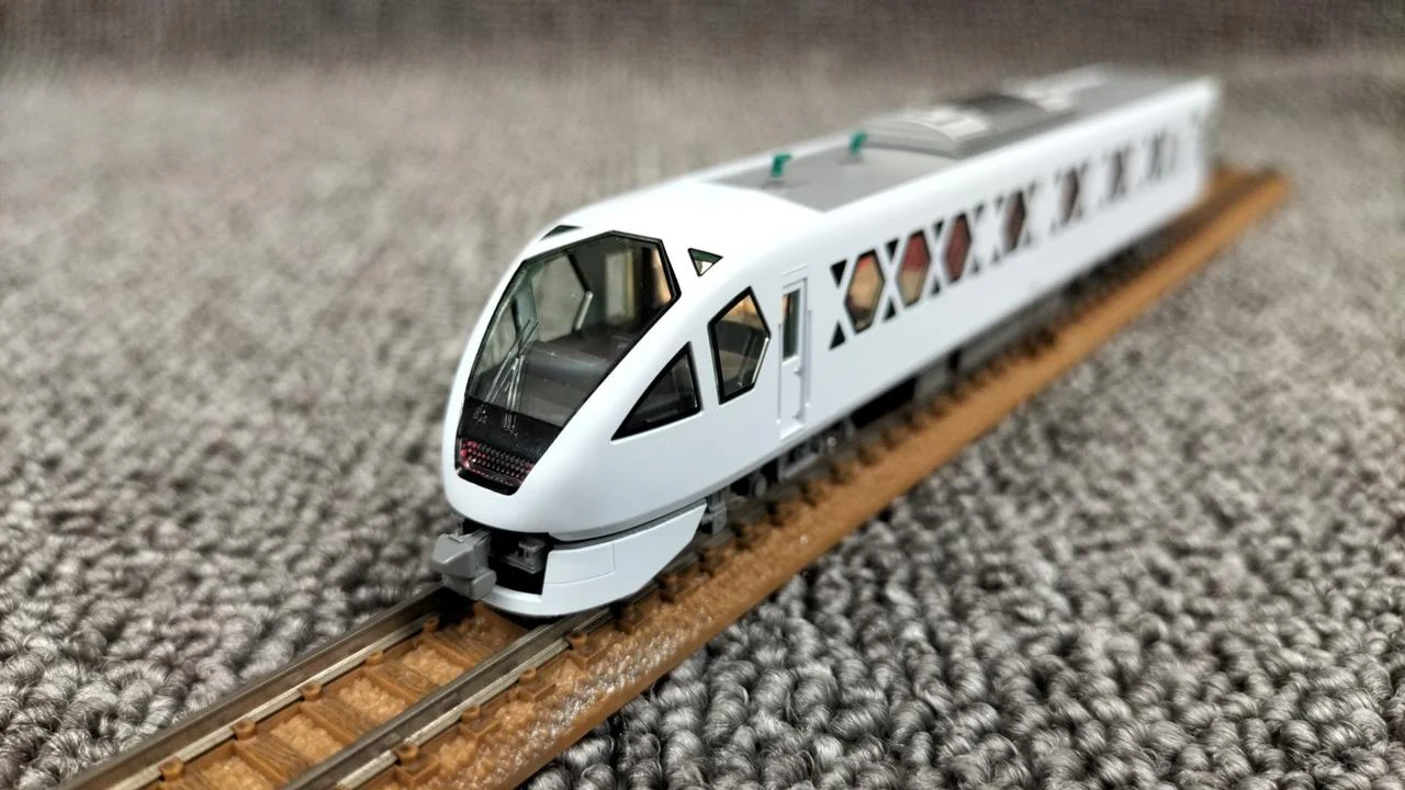 TOMIX N Gauge Set Tobu N100 Series Spacia X Set - Image 2