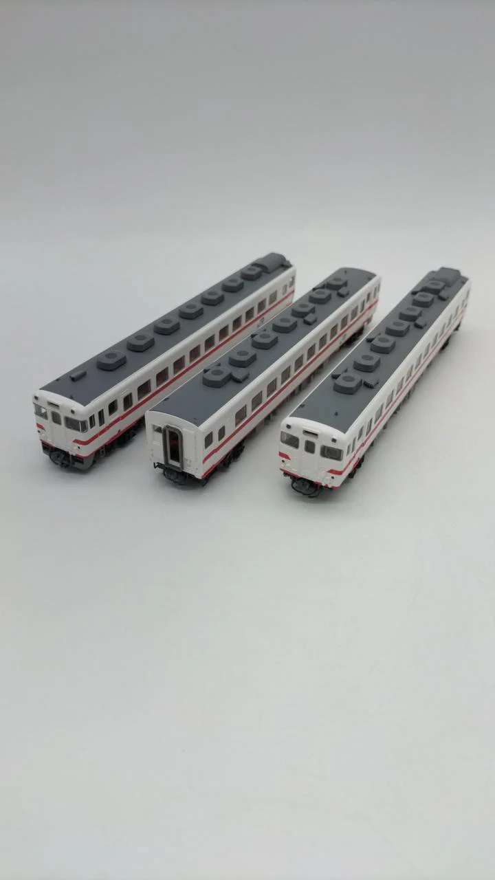 TOMIX N gauge train diesel car 98416 JR KiHa 58 series express diesel car Rikuchu/Morioka color - Image 4