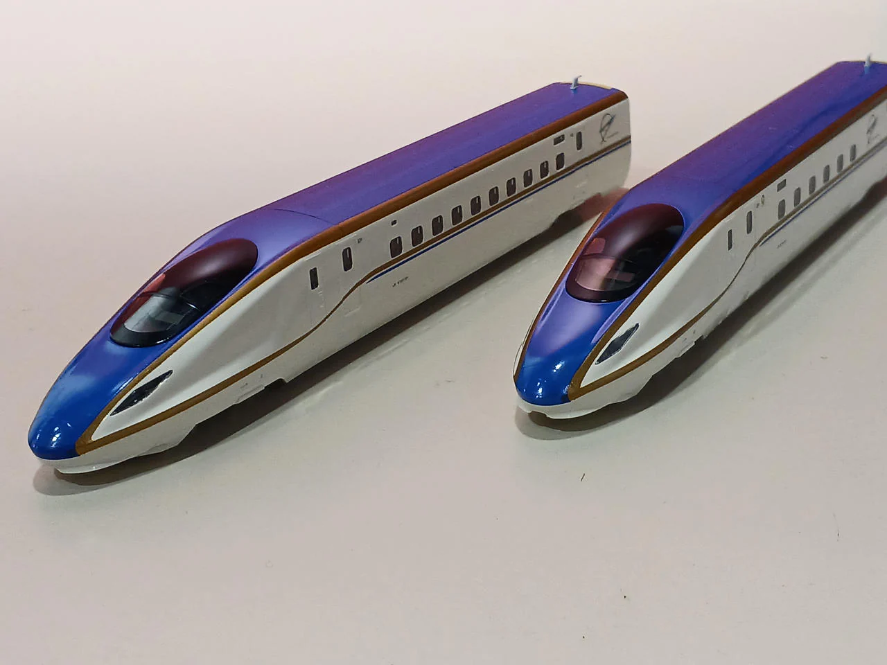 TOMIX N Gauge W7 Series Hokuriku Shinkansen - Image 2