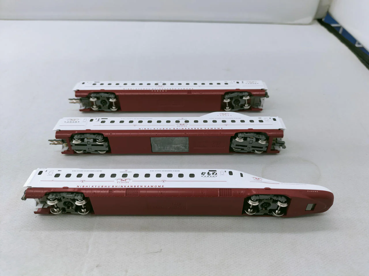 TOMIX Nishi-Kyushu Shinkansen N700S8000 Series N700S Kamome Set - Image 17