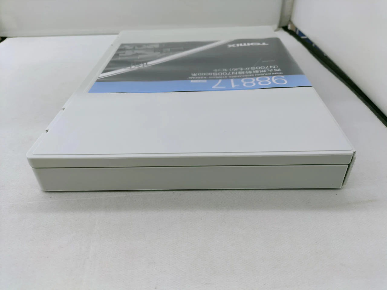 TOMIX Nishi-Kyushu Shinkansen N700S8000 Series N700S Kamome Set - Image 4