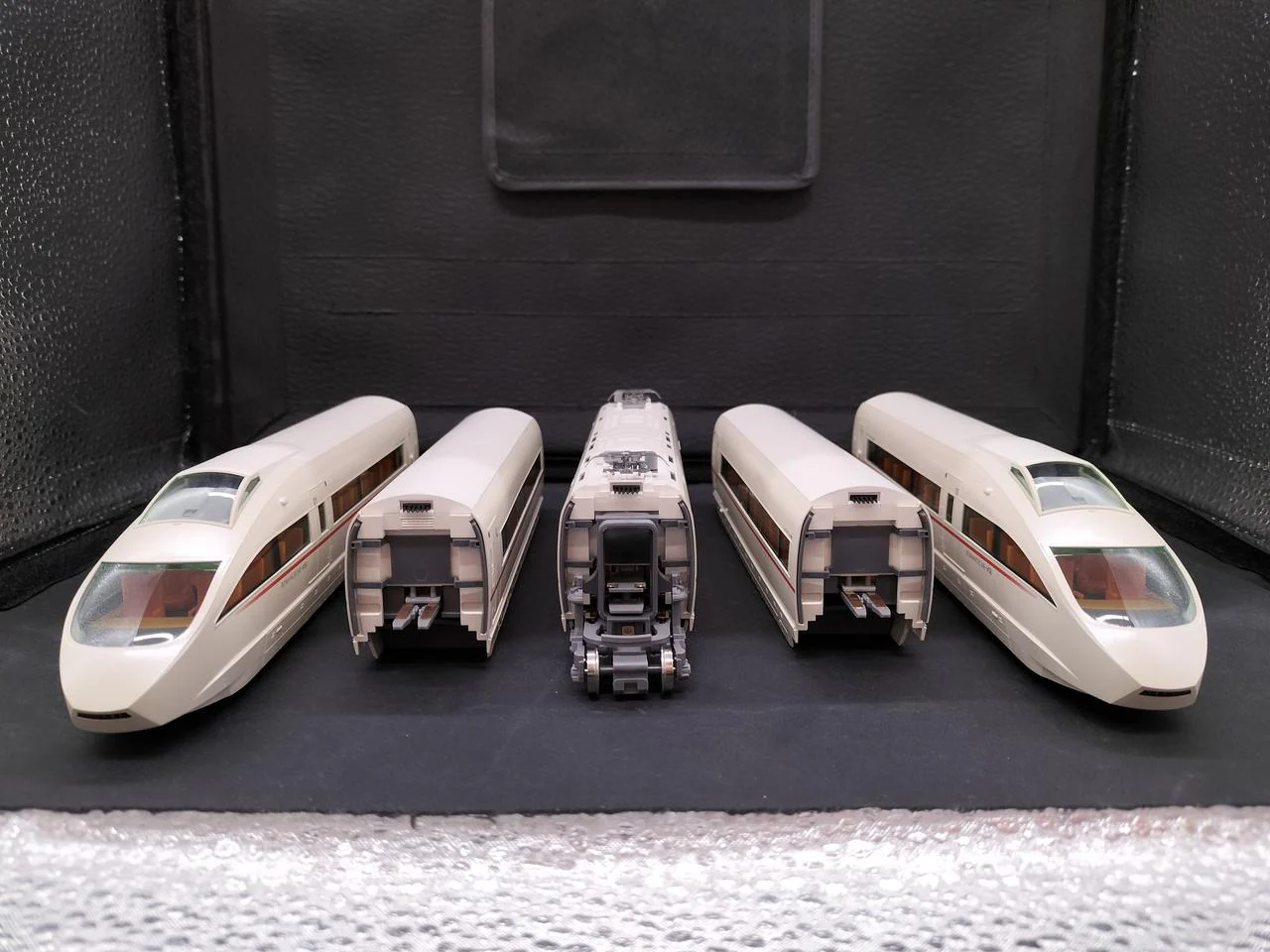 TOMIX Odakyu Romancecar 50000 Series VSE HO-9105 Basic Set - Image 5