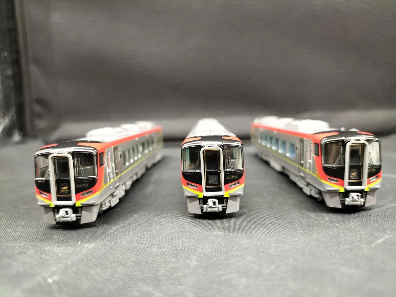 TOMIX Shikoku 2700 Series Basic Set 98491 - Image 10