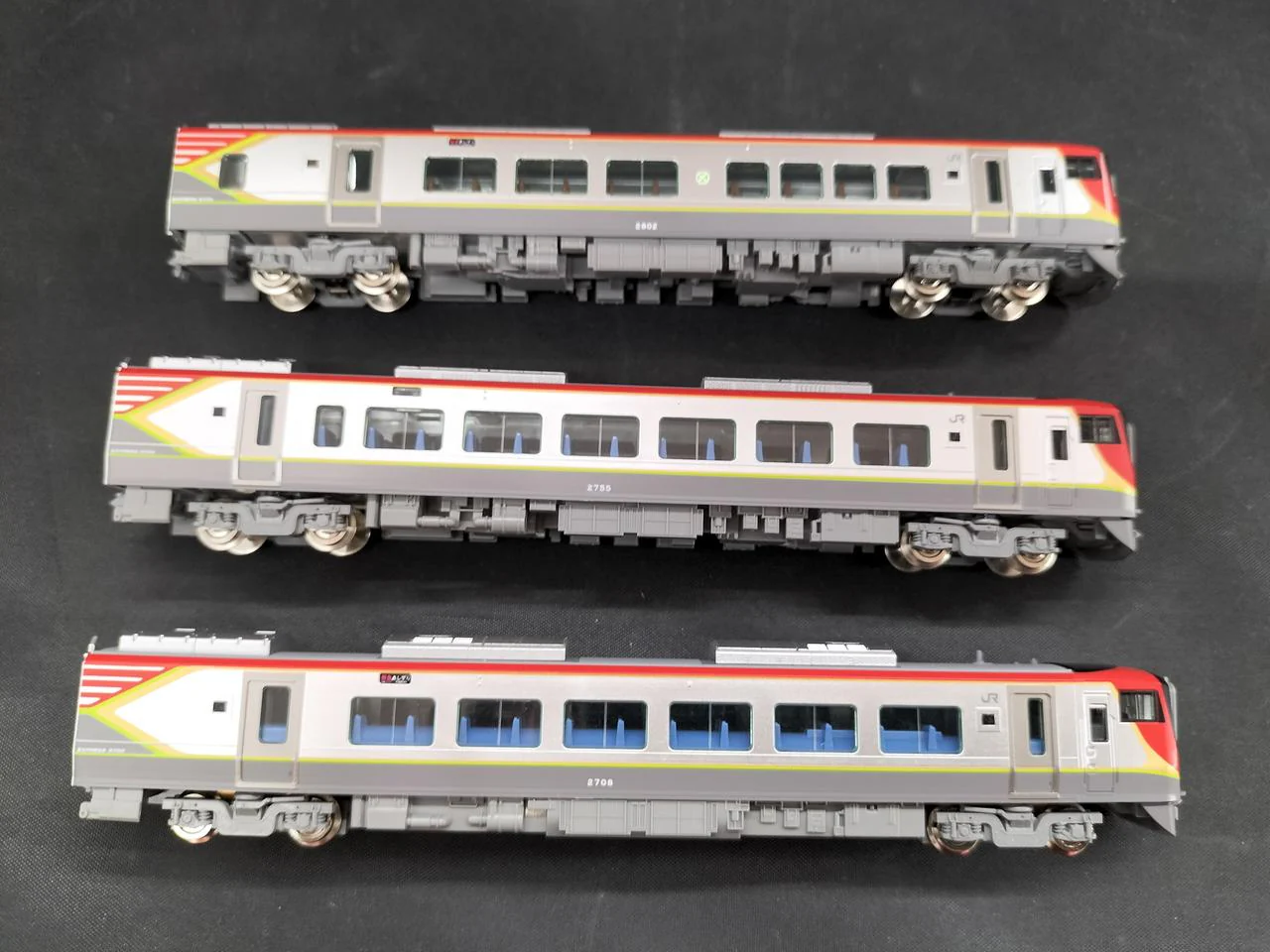 TOMIX Shikoku 2700 Series Basic Set 98491 - Image 12