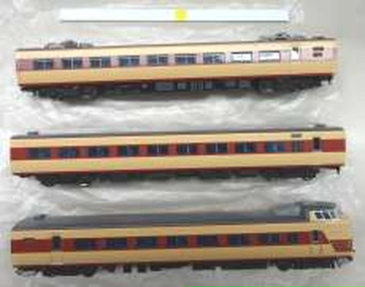 TOMIX Train JNR 381 Series Limited Express Train (Kuha 381-100) Basic Set - Image 6