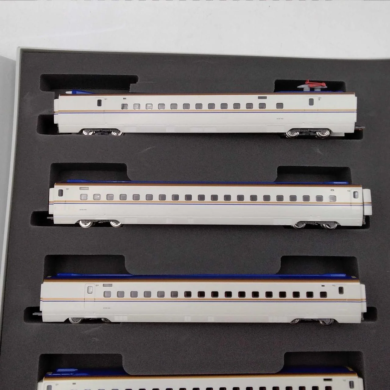TOMIX W7 Series Hokuriku Shinkansen Set 98940 - Image 14